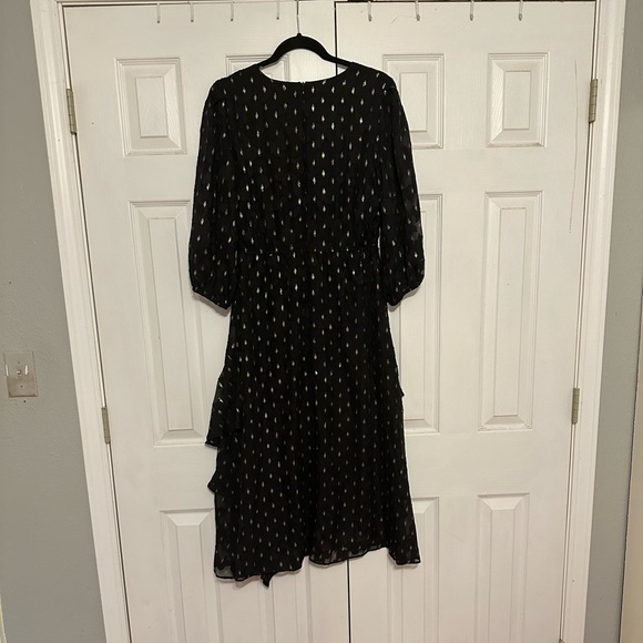 Gorgeous black and gold midi dress - Picture 6 of 8